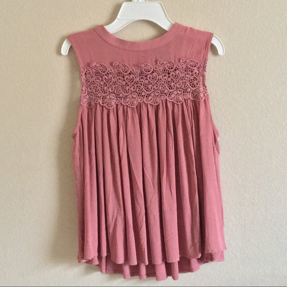 Pink tank top